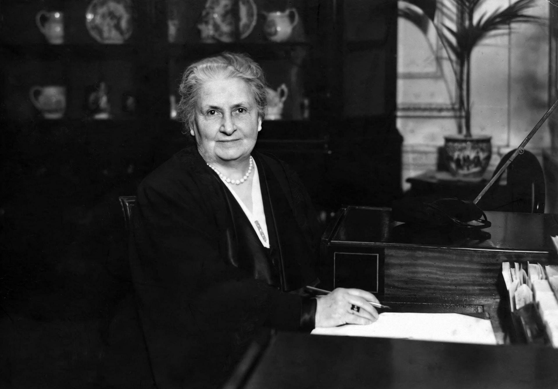 dr-maria-montessori dr-maria-montessori